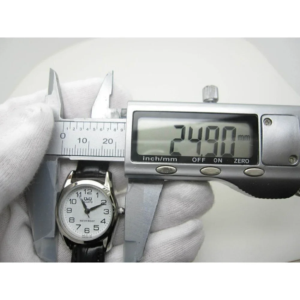 Women's Q&Q Quartz 3 Bar WR Analog 24mm Dial Watch (C470) G639J304